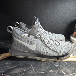 Nike KD 9 Battle Grey Men's Size 9.5